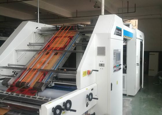 बढ़ते नालीदार कागज और नालीदार के लिए हाई स्पीड 1500 मिमी बांसुरी लैमिनेटिंग मशीन