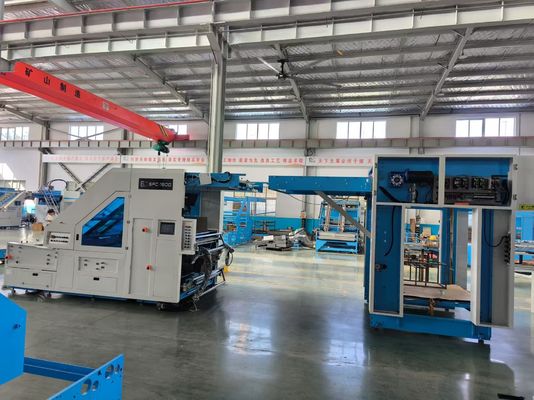 उच्च परिशुद्धता शीट टू शीट लेमिनेटिंग मशीन के लिए नालीदार कागज के लिए स्वचालित सर्वो नियंत्रण और सुधार के साथ